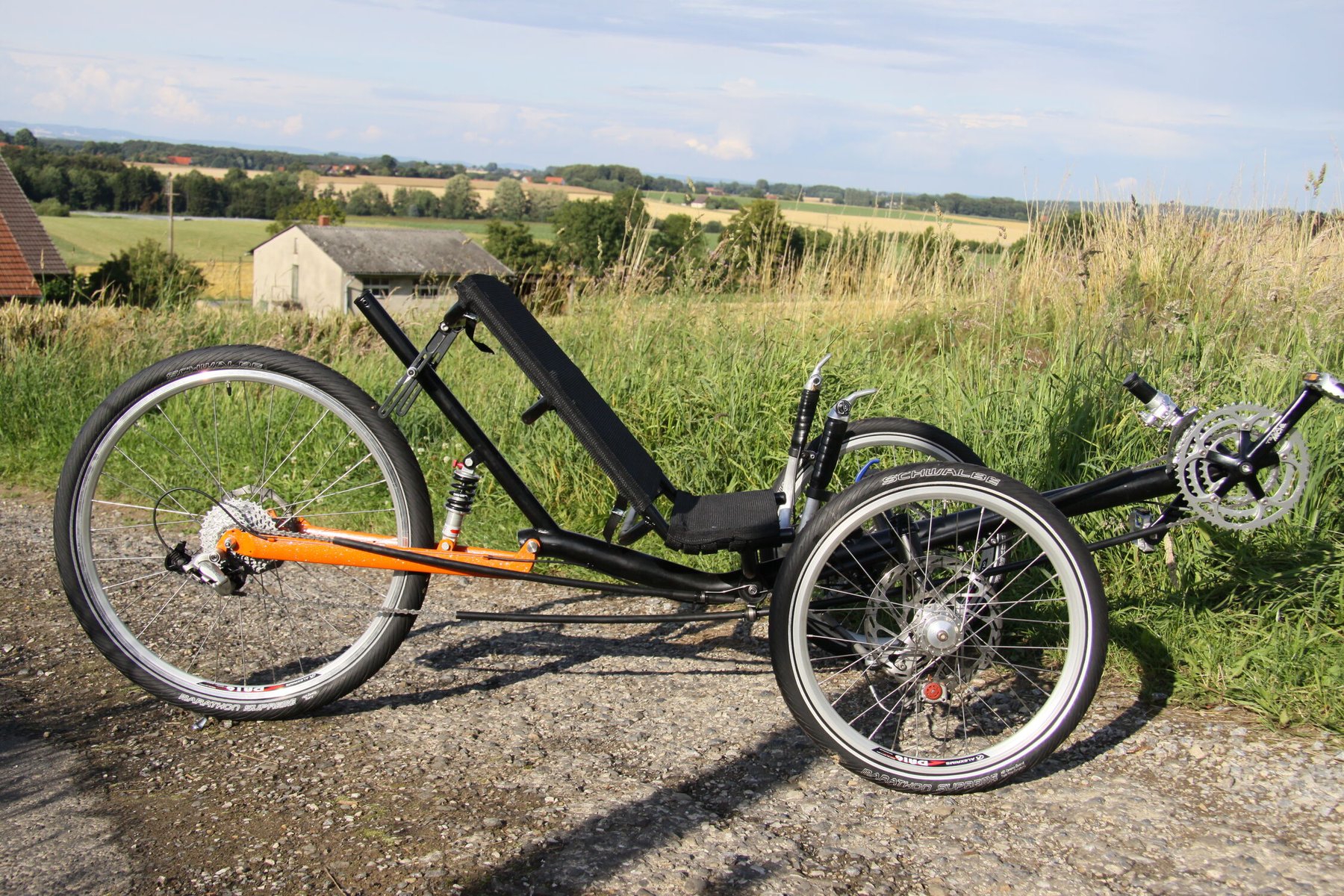 Trike vor sommerlicher Landschaft – Fotosession im Juli 2009